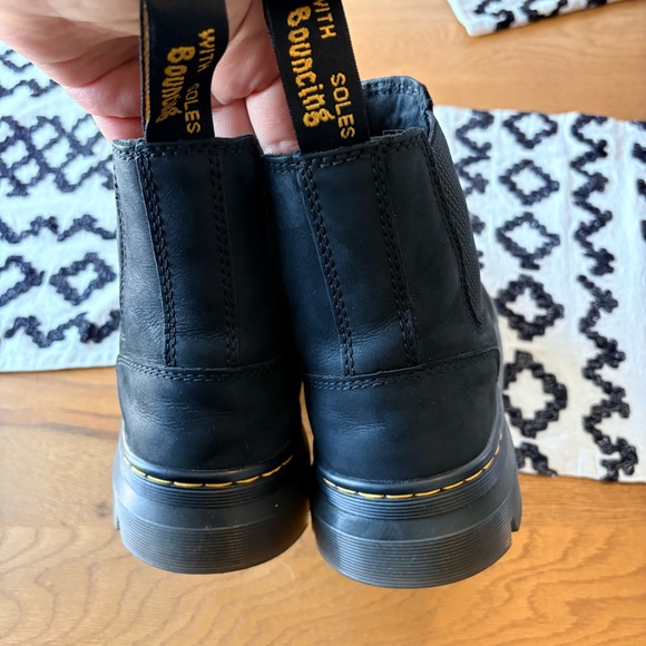 Dr Martens Embury Black Chelsea Boots womens shoe size 10 - Picture 8 of 9